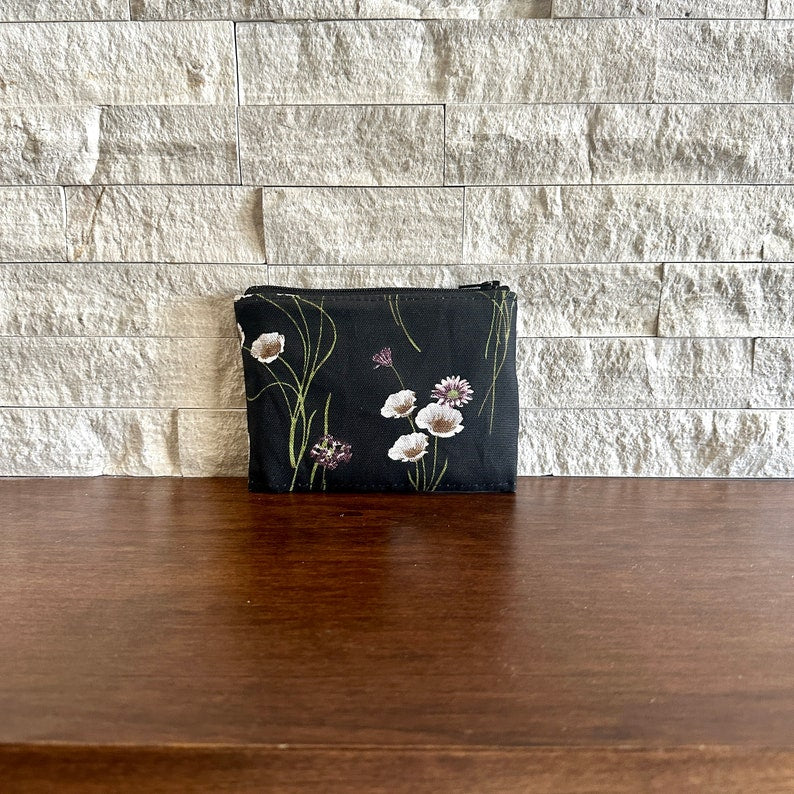 Zipper Pouches - Dainty Florals Onyx