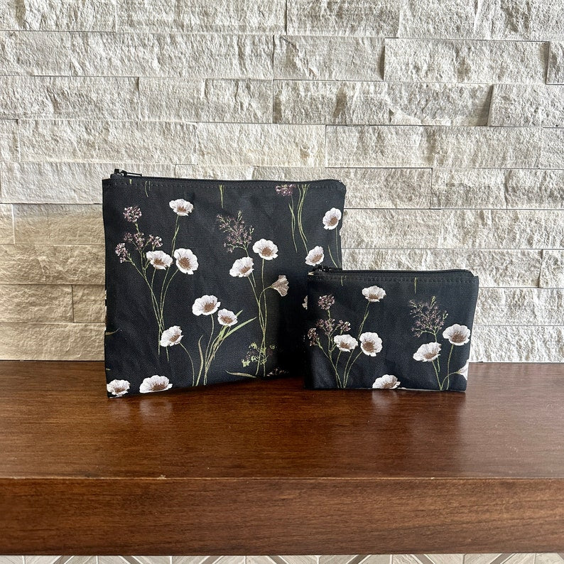 Zipper Pouches - Dainty Florals Onyx