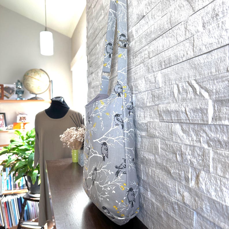 One Handle Hobo Bag - Black Birds on Branches