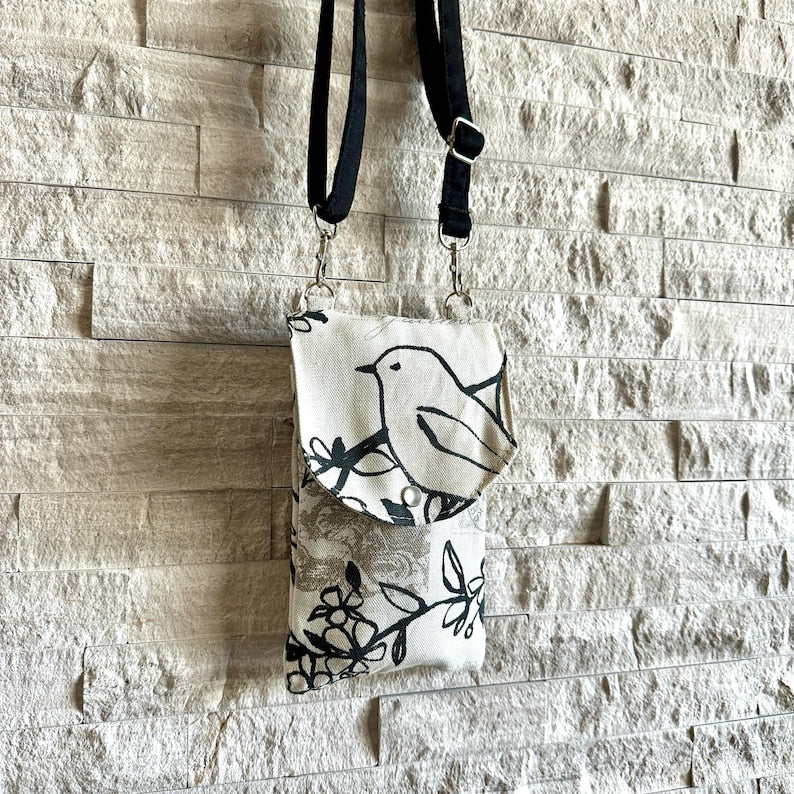 3-pocket cell phone bag - Lilah Gray