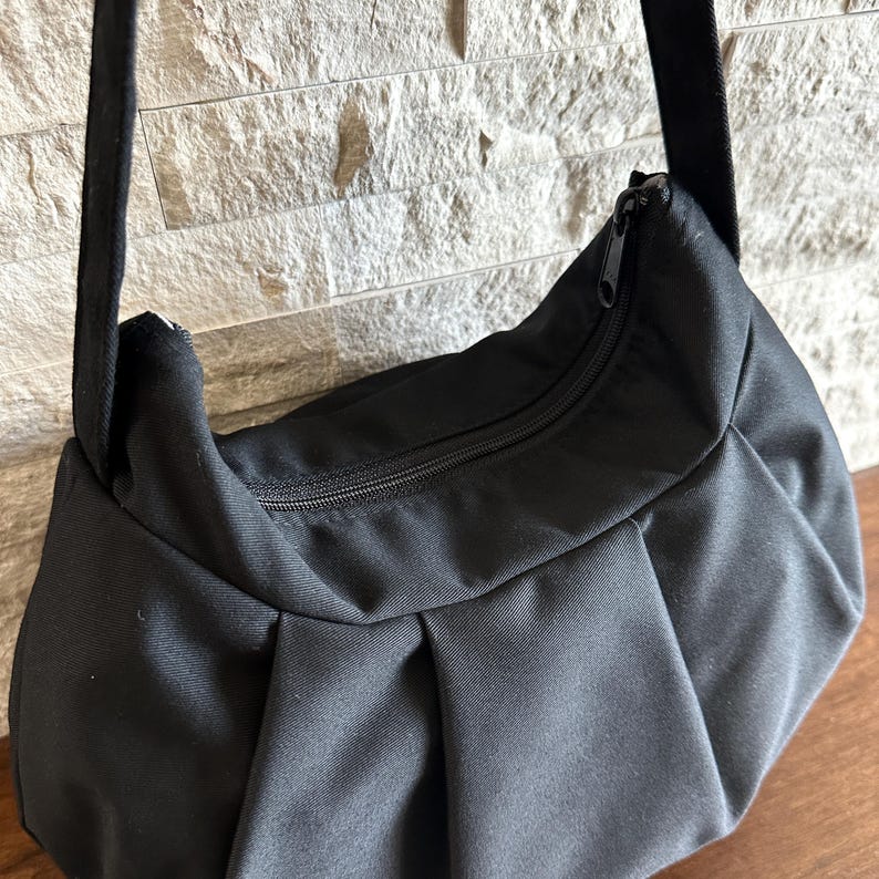 Pleated Bag // Shoulder Purse - Black
