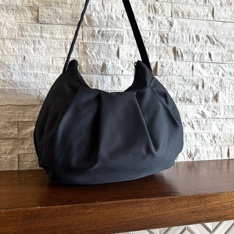 Pleated Bag // Shoulder Purse - Black