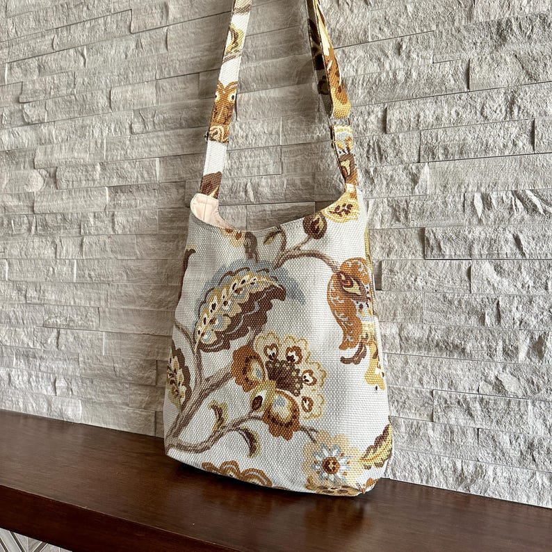 One Handle Hobo Bag - Exotic Floral