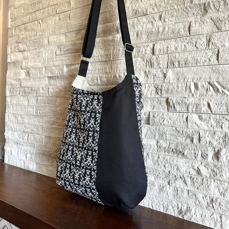 One Handle Hobo Bag - Victorian Damask