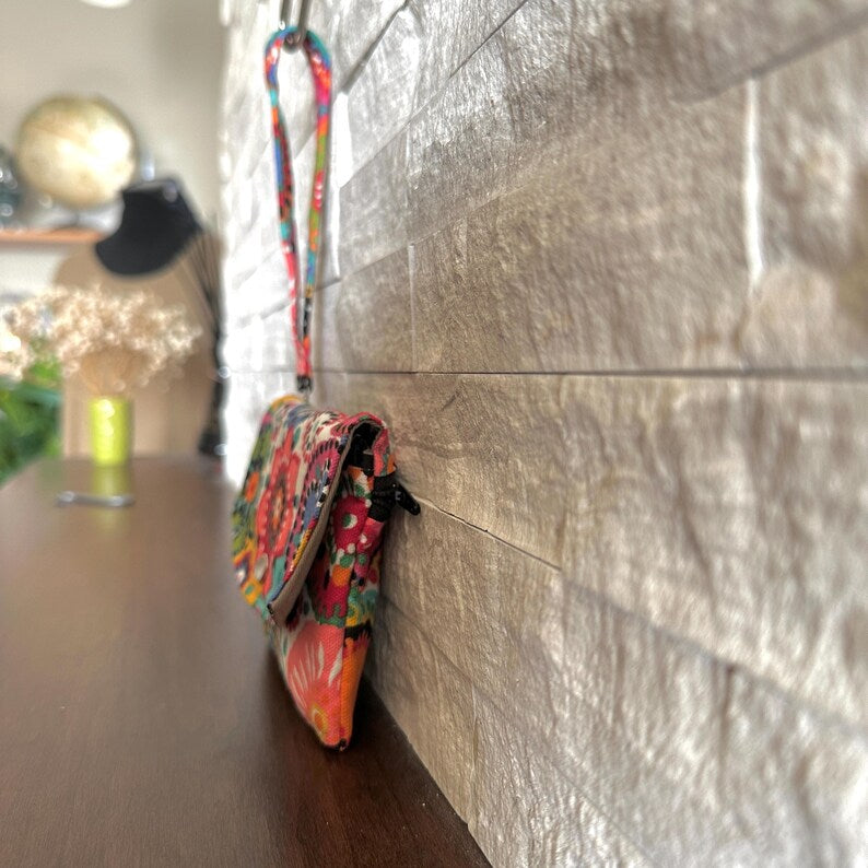 Wallet pouch - Doreen Punch