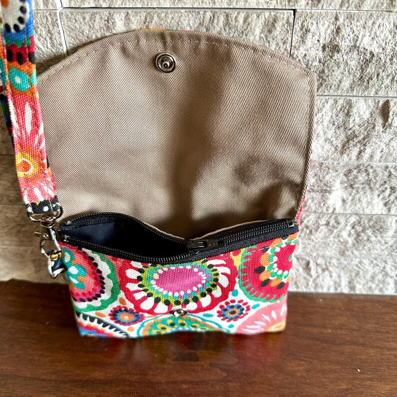 Wallet pouch - Doreen Punch