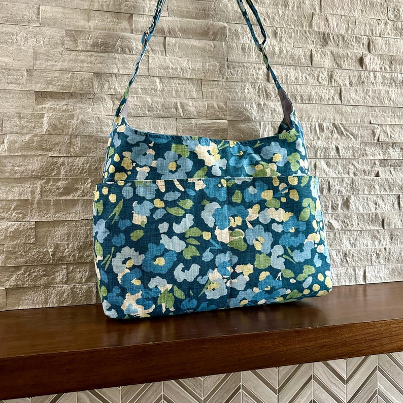 Zipped 4 Pockets Hobo Bag w/ Adjustable Strap - Bixby in Blue